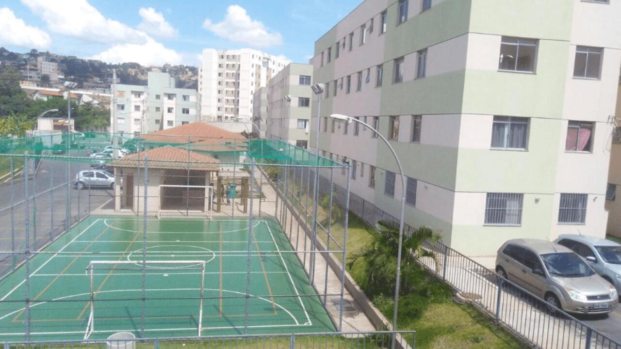 Condominio Encantador Com Estacionamento Vespasiano Kültér fotó